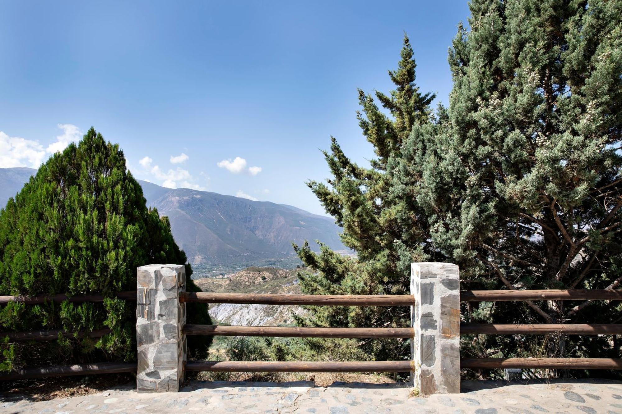 Alpujarra Relax Carataunas ภายนอก รูปภาพ
